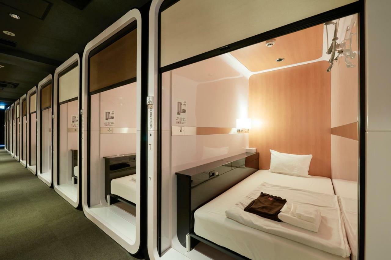 เฟิสต์ เคบิ้น โตเกียว โดมซิตี้ Hotel ภายนอก รูปภาพ